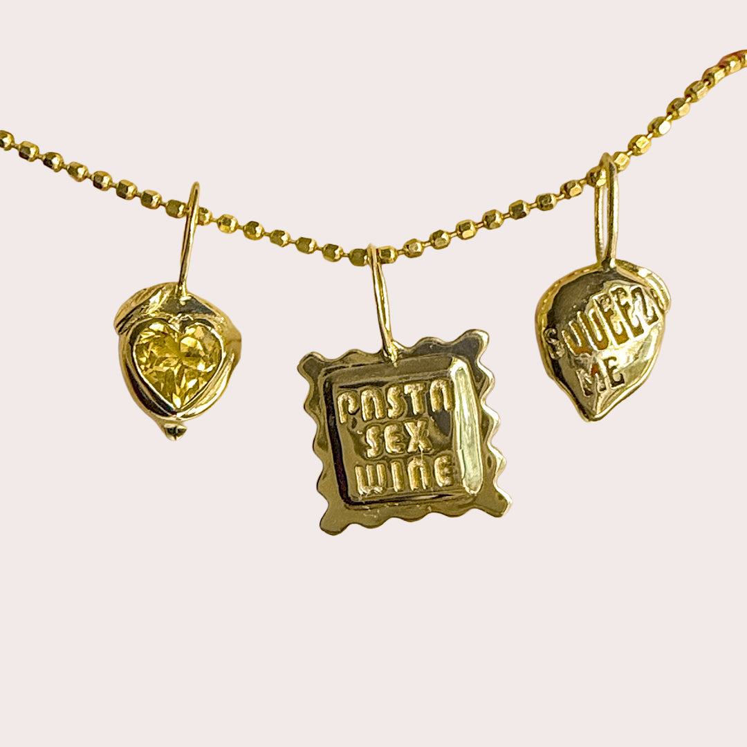 Squeeze Me Lemon Charm 14k Gold – Stephy Ai